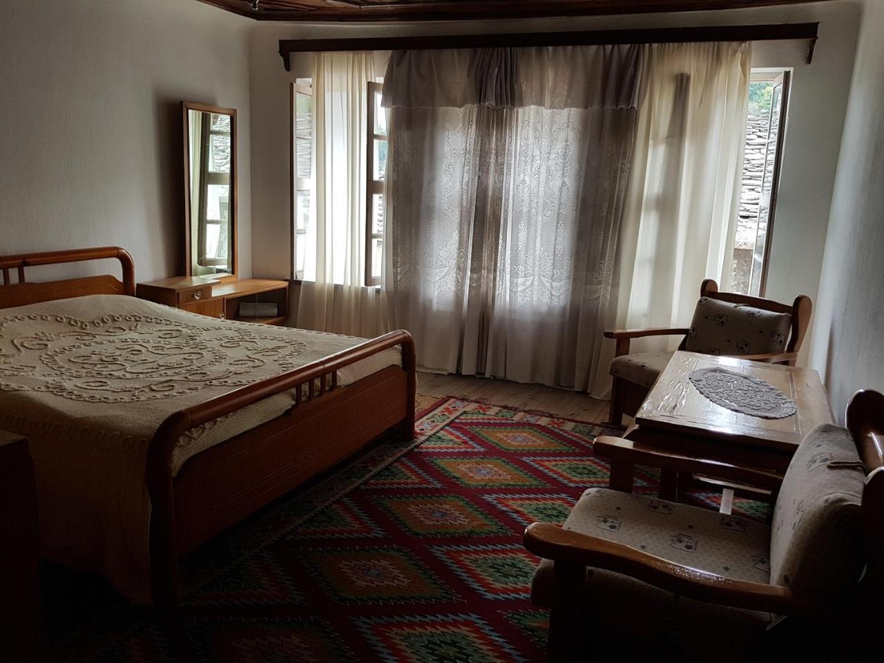 Eva Guesthouse Gjirokastër Exteriér fotografie